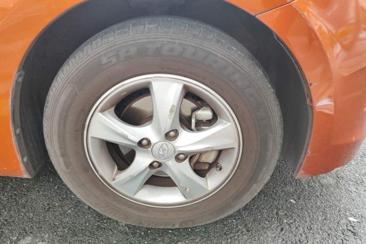 Used Hyundai Verna Ray 2014 1.4L Automatic GLX
