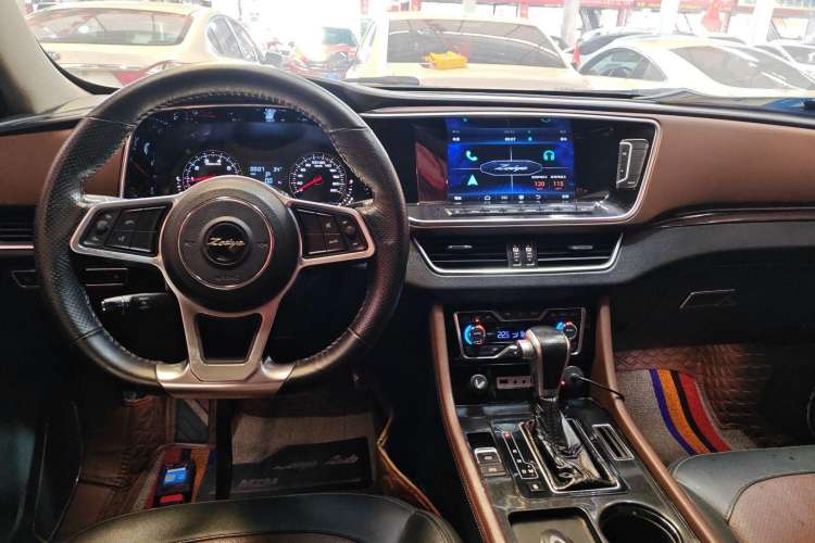 Used Zotye T600 Coupe 2017 1.5T Automatic Luxury Model Center Console