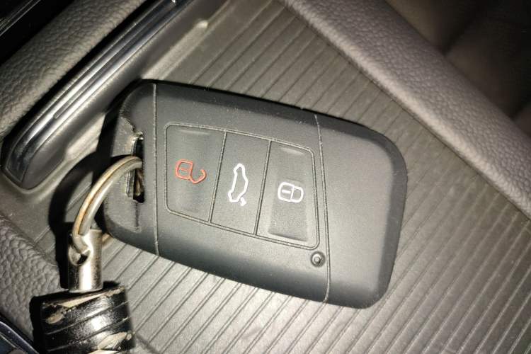 Used Volkswagen CC 2023 380TSI Striking Edition
