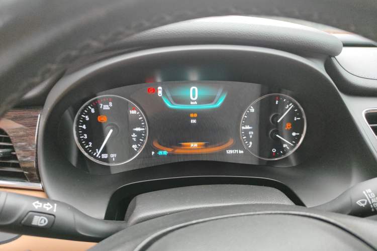 Used Buick LaCrosse 2016 28T Luxury Version
