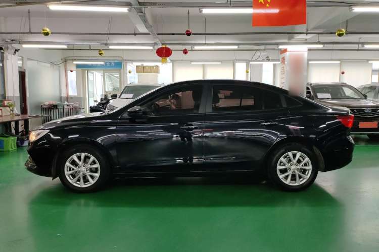 Used Roewe i5 2020 1.5L Automatic 4G Connected Linghao Edition