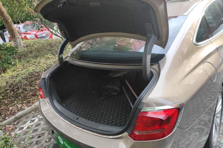 Used Buick LaCrosse 2016 28T Luxury Version
