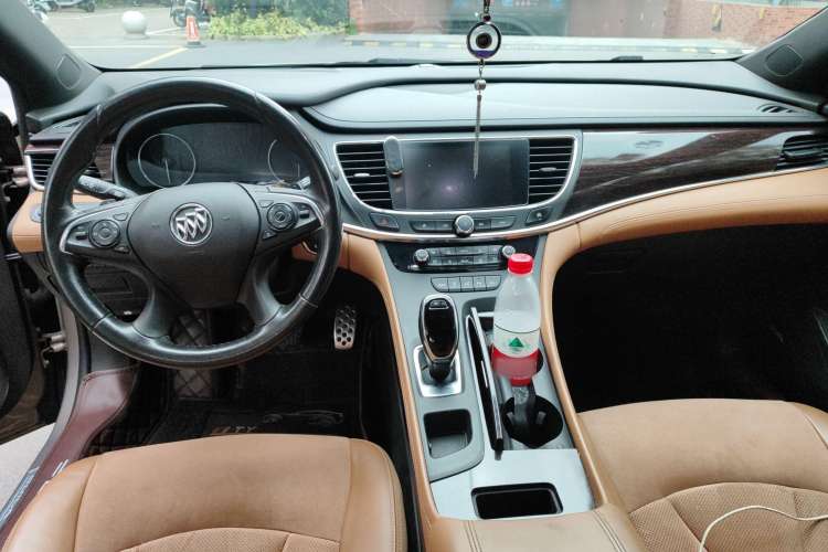 Used Buick LaCrosse 2016 28T Luxury Version
