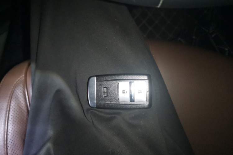 Used Acura CDX 2016 1.5T Two-Wheel Drive Deluxe Edition