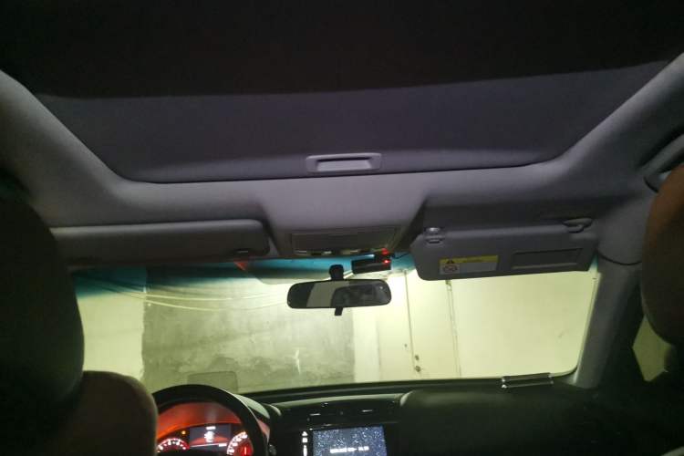 Used Acura CDX 2016 1.5T Two-Wheel Drive Deluxe Edition