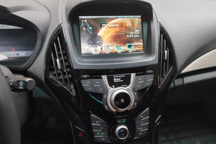 Used BYD Qin New Energy 2016 Qin EV300 Prestige Model
