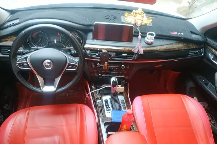 Used Hanteng X7 2018 X7S 1.5T Automatic Luxury Model

