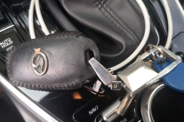 Used Soueast DX7 2019 1.5T Automatic Smart Connect Fashion Edition China VI Standard
