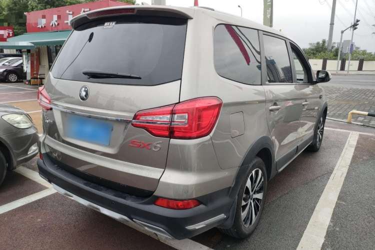 Used FORTHING SX6 2022 1.6L Manual Luxury Version