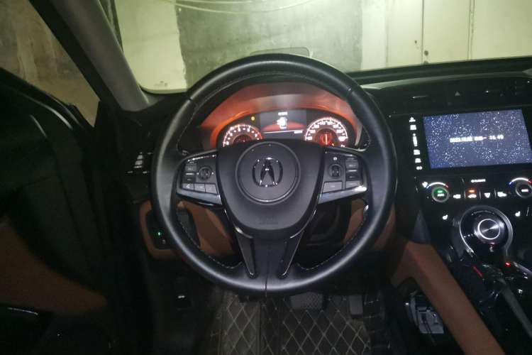 Used Acura CDX 2016 1.5T Two-Wheel Drive Deluxe Edition