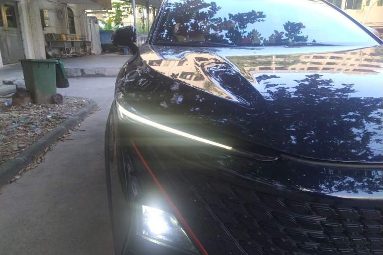 Used CHANGAN UNI-T 2020 1.5T Prestige Version
