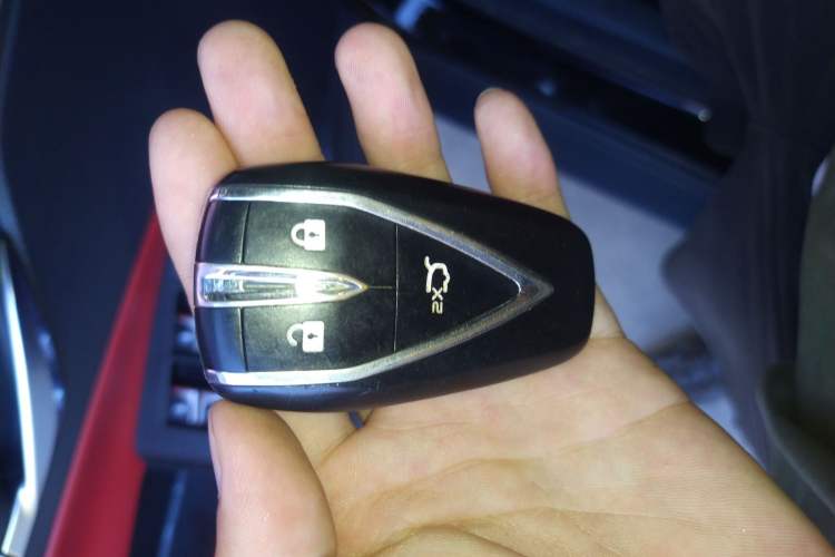 Used CHANGAN UNI-T 2020 1.5T Prestige Version
