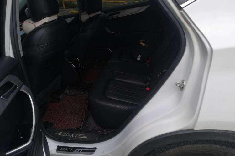 Used Soueast DX7 2019 1.5T Automatic Smart Connect Fashion Edition China VI Standard
