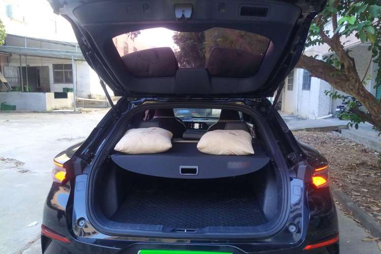 Used CHANGAN UNI-T 2020 1.5T Prestige Version
