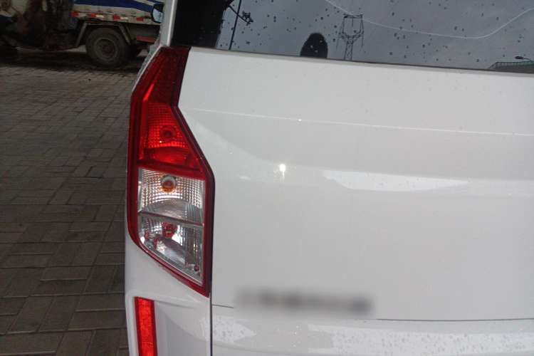 Used Wuling Hongguang PLUS 2020 1.5L Manual Comfort 7-Seater