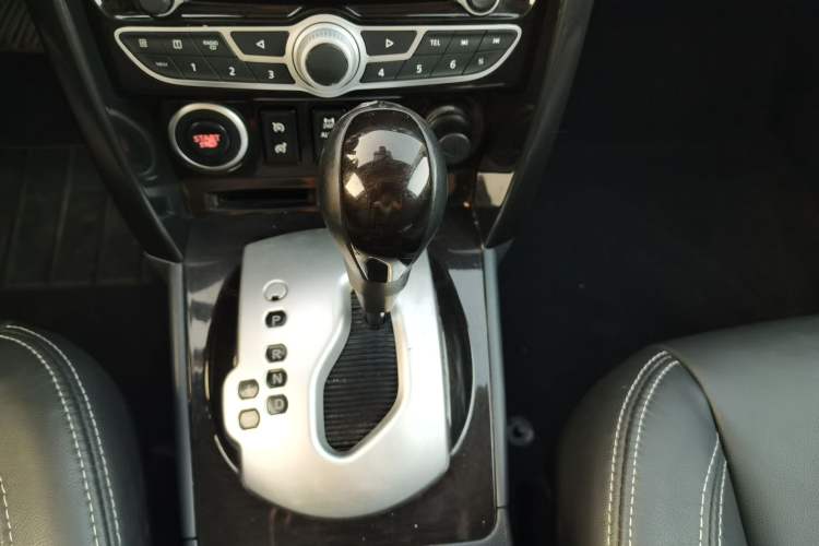 Used Renault Koleos 2013 2.5L 4x4 Comfort Edition