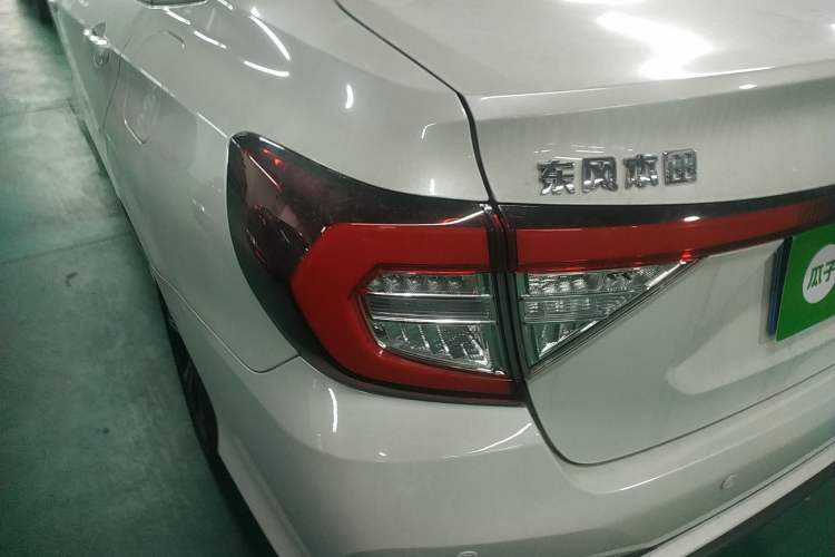 Used Honda Envix 2022 180TURBO CVT Comfort Version
