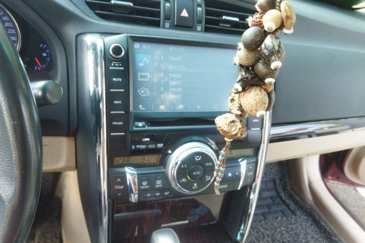 Used Toyota Reiz 2012 2.5V Fengdu Elite Stylish Edition Audio And AC Panel