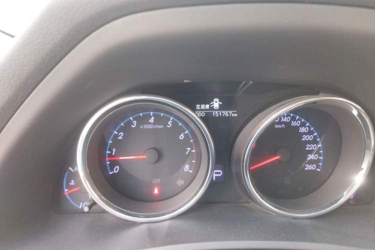 Used Toyota Reiz 2012 2.5V Fengdu Elite Stylish Edition Odometer Close Up