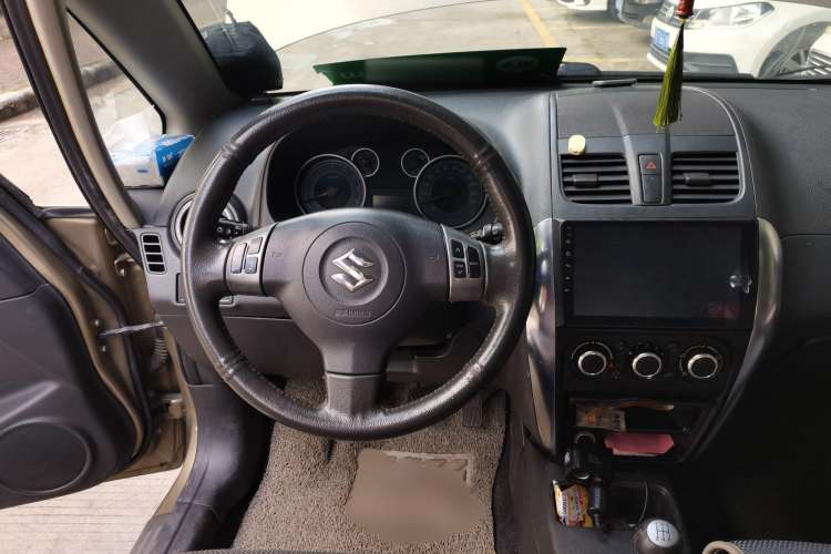 Used Suzuki SX4 2012 1.6L Manual Ruiqi Model Steering Wheel