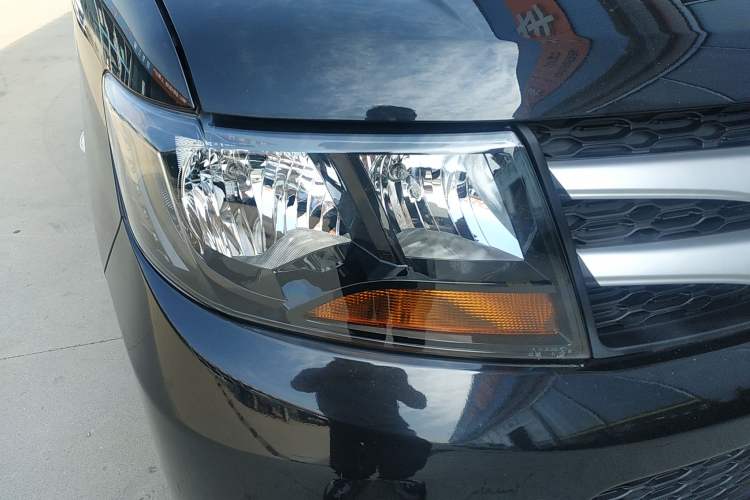 Used JAC M3 2019 Creator Edition 1.6L Luxury Version Right Front Headlight