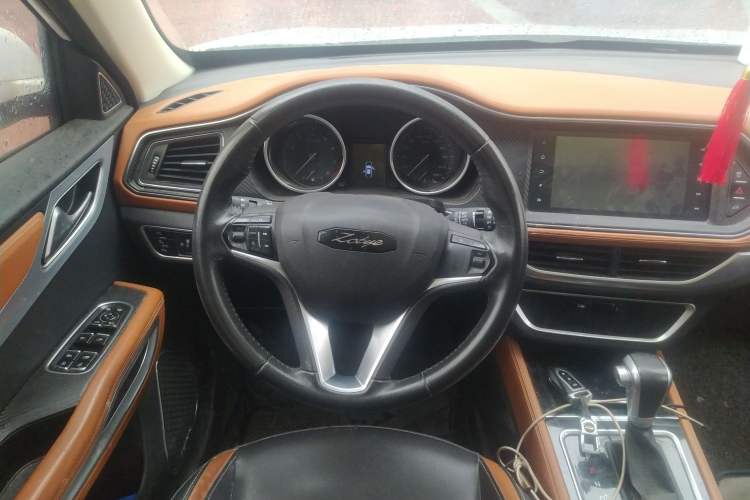 Used Zotye T300 2017 1.5T CVT Luxury Model
