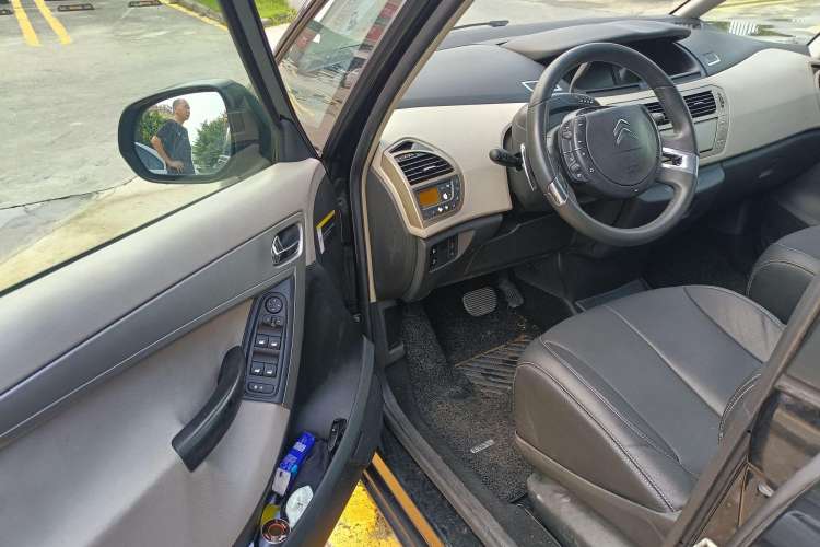 Used Citroen C4 Picasso 2009 Grand 2.0L Comfort Model