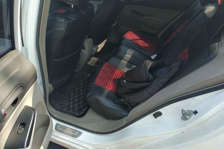 Used CIIMO CIIMO 2012 1.8L Manual