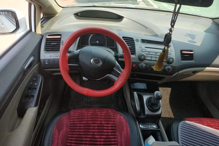 Used CIIMO CIIMO 2012 1.8L Manual