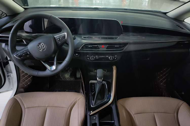 Used Buick GL6 2021 323T Mild Hybrid Connect Luxury Model
