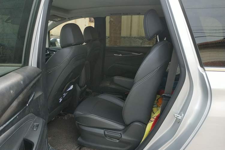 Used SAIC MAXUS G50 2019 1.5T Automatic Luxury Edition China V Standard