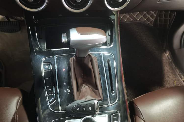 Used Leopaard Mattu 2018 1.6T GDI DCT Luxury Model
