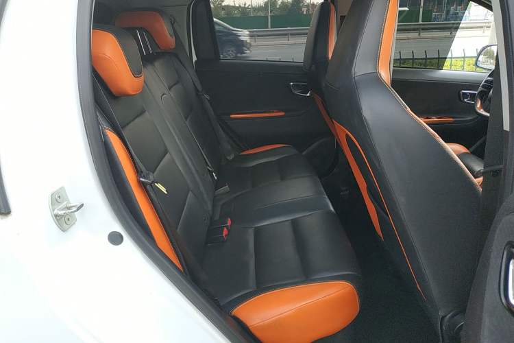 Used Geely Auto Vision X1 2017 1.3L Automatic Player Edition