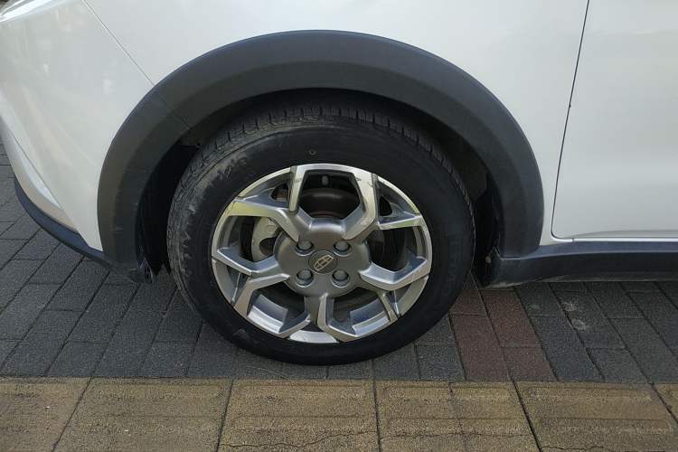 Used Geely Auto Vision X1 2017 1.3L Automatic Player Edition