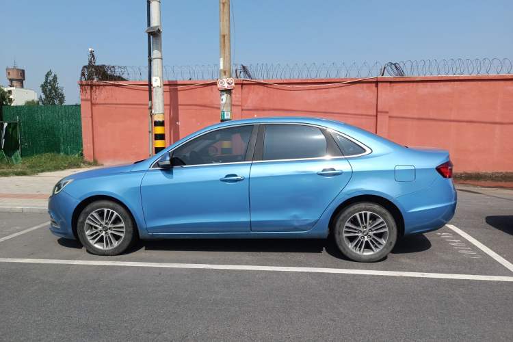 Used Chery Arrizo 7e 2016 1.6L e-Chic Edition