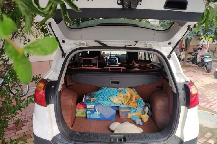 Used JAC Refine S3 2014 1.5L CVT Luxury Smart Model
