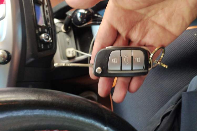 Used JAC Refine S3 2014 1.5L CVT Luxury Smart Model
