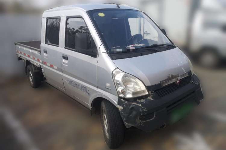 Used Wuling Rongguang Small Truck 2017 1.5L Double-Cab Basic Version L3C
