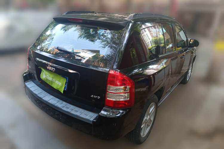 Used Jeep Compass 2007 2.4L four-wheel drive sport version
