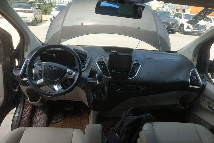 Used Ford Tourneo Custom 2017 2.0T Automatic Elite Version