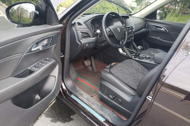 Used BORGWARD BX7 2018 28T Front-Wheel Drive Quality Enjoyment Version 5 Seats China VI Emission Standard
