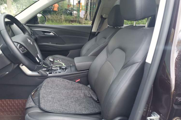 Used BORGWARD BX7 2018 28T Front-Wheel Drive Quality Enjoyment Version 5 Seats China VI Emission Standard
