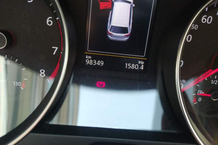 Used Volkswagen Variant 2018 280TSI Two-Wheel Drive Comfort Edition Odometer Close Up