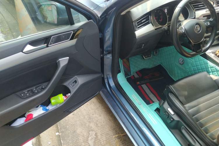 Used Volkswagen Variant 2018 280TSI Two-Wheel Drive Comfort Edition Driver Seat