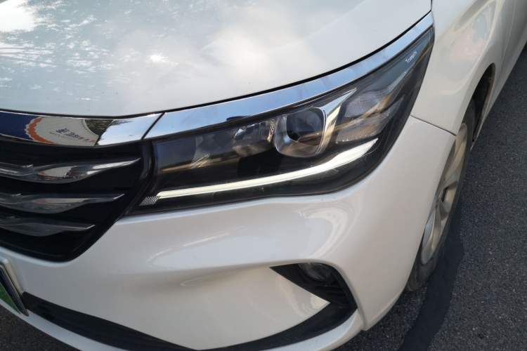Used GAC Trumpchi GA4 2018 200T Automatic Luxury Edition Left Front Headlight