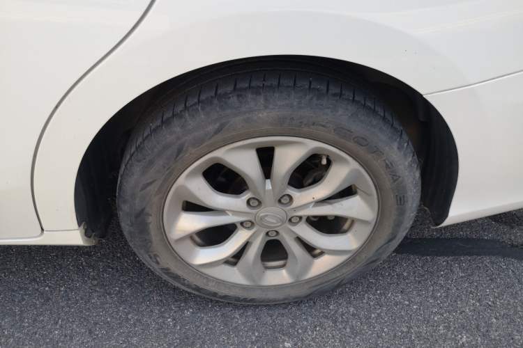 Used GAC Trumpchi GA4 2018 200T Automatic Luxury Edition Left Rear Wheel Hub