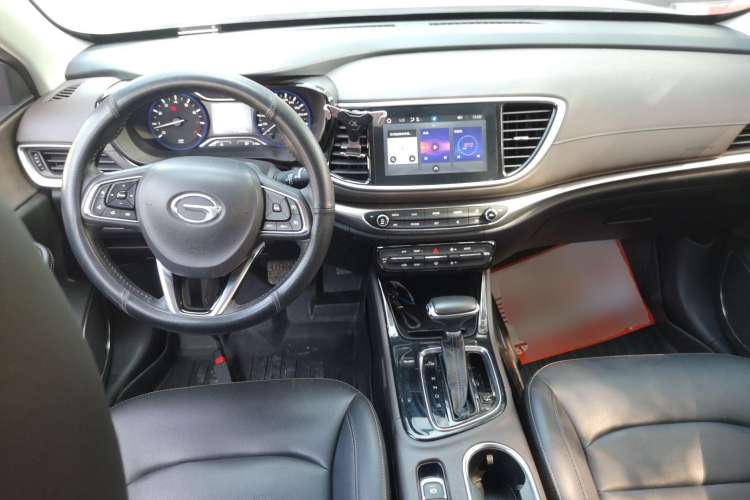 Used GAC Trumpchi GA4 2018 200T Automatic Luxury Edition Center Console