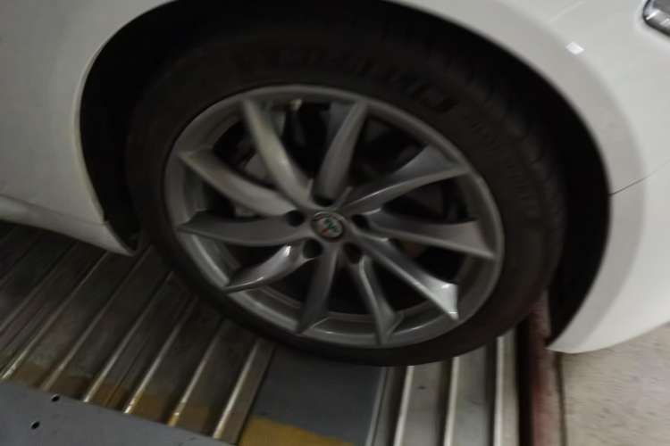 Used Alfa Romeo Giulia 2017 2.0T 280HP Luxury Edition
