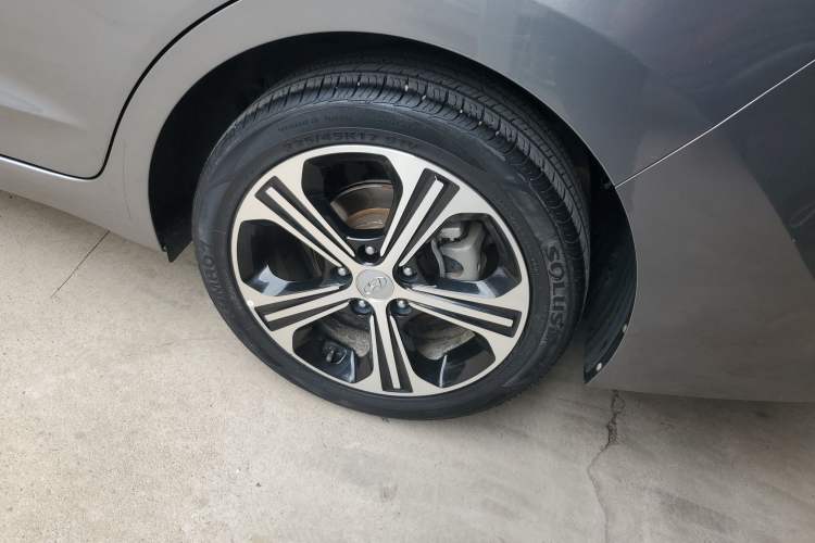 Used Hyundai Elantra (6th Generation / Lingdong) 2018 1.4T Dual-Clutch Xuan Dong · Dynamic Edition
