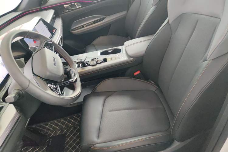 Used Oshan Z6 New Energy 2023 ZhiDian iDD 150KM Flagship PLUS